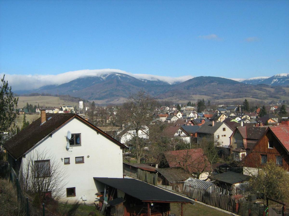 Vila Lom Velke Losiny Luaran gambar